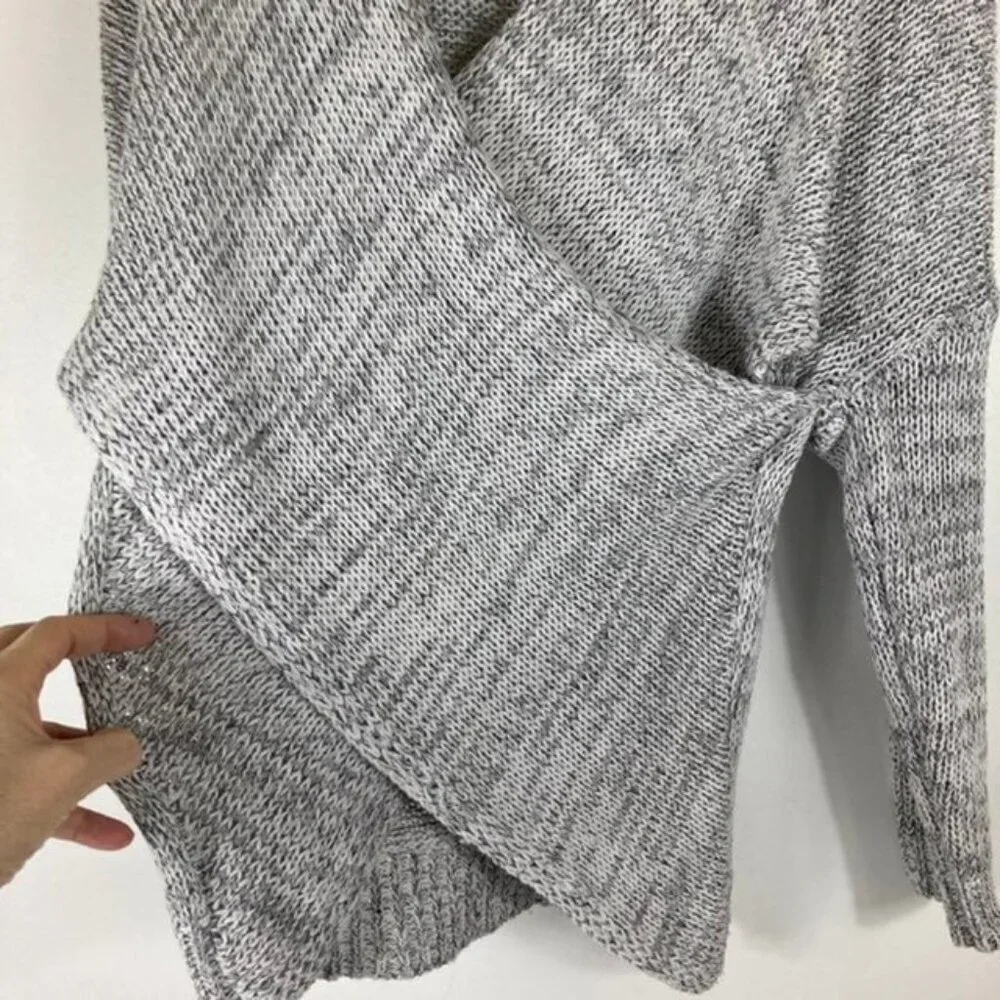 Womens Aeon Hayden Cross Over Sweater‎ Gray M